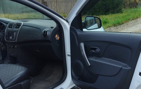 Renault Sandero II рестайлинг, 2020 год, 1 400 000 рублей, 10 фотография