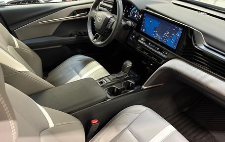 Toyota Camry, 2025 год, 5 040 000 рублей, 17 фотография