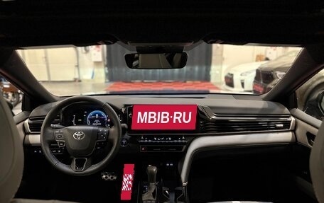 Toyota Camry, 2025 год, 5 040 000 рублей, 19 фотография