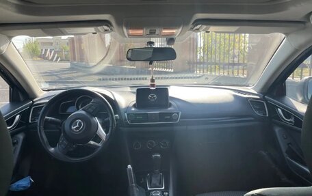 Mazda 3, 2016 год, 1 200 000 рублей, 4 фотография