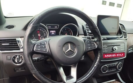 Mercedes-Benz GLE, 2017 год, 4 300 000 рублей, 12 фотография
