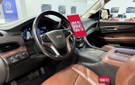 Cadillac Escalade IV, 2019 год, 5 650 000 рублей, 13 фотография