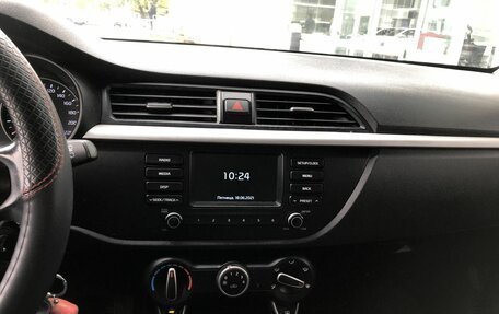 KIA Rio IV, 2018 год, 1 460 000 рублей, 14 фотография