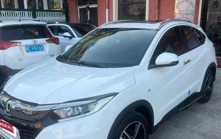 Honda Vezel, 2021 год, 1 496 000 рублей, 2 фотография