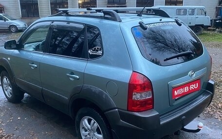 Hyundai Tucson III, 2008 год, 800 000 рублей, 4 фотография