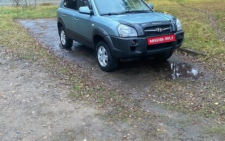 Hyundai Tucson III, 2008 год, 800 000 рублей, 5 фотография