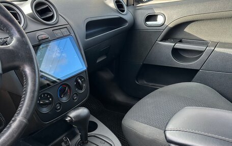 Ford Fiesta, 2006 год, 500 000 рублей, 5 фотография