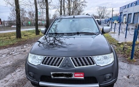 Mitsubishi Pajero Sport II рестайлинг, 2013 год, 1 350 000 рублей, 1 фотография