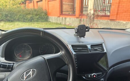 Hyundai Solaris II рестайлинг, 2015 год, 830 000 рублей, 7 фотография