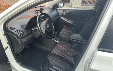 Hyundai Solaris II рестайлинг, 2015 год, 830 000 рублей, 6 фотография