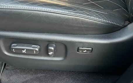 Toyota Land Cruiser 200, 2018 год, 7 500 000 рублей, 7 фотография