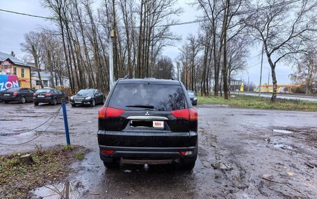 Mitsubishi Pajero Sport II рестайлинг, 2013 год, 1 350 000 рублей, 2 фотография