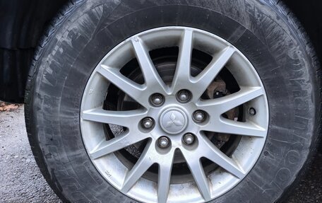 Mitsubishi Pajero Sport II рестайлинг, 2013 год, 1 350 000 рублей, 16 фотография