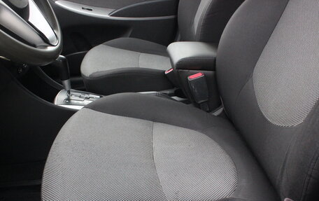 Hyundai Solaris II рестайлинг, 2013 год, 717 000 рублей, 11 фотография