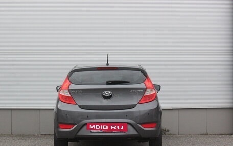 Hyundai Solaris II рестайлинг, 2013 год, 717 000 рублей, 4 фотография