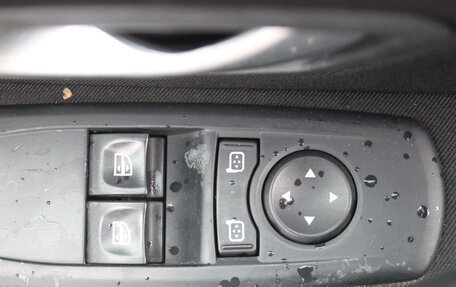 Renault Laguna III рестайлинг, 2010 год, 527 000 рублей, 9 фотография