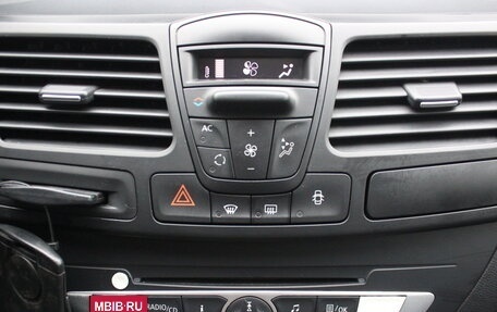 Renault Laguna III рестайлинг, 2010 год, 527 000 рублей, 24 фотография