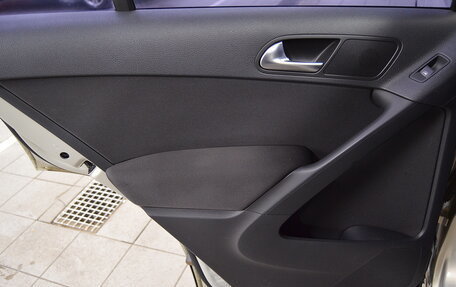 Volkswagen Tiguan I, 2011 год, 750 000 рублей, 16 фотография