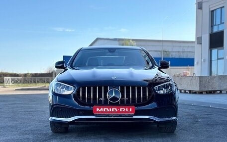 Mercedes-Benz E-Класс, 2021 год, 2 800 000 рублей, 1 фотография