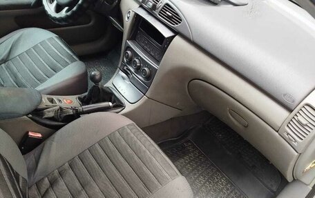 Renault Laguna II, 2002 год, 135 000 рублей, 10 фотография