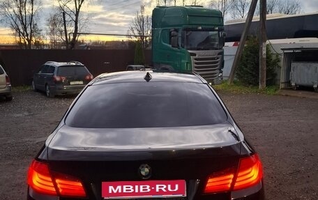 BMW 5 серия, 2011 год, 1 300 000 рублей, 2 фотография