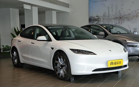 Tesla Model 3 I, 2025 год, 6 129 000 рублей, 3 фотография