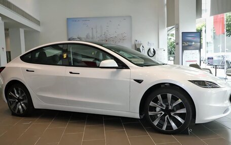 Tesla Model 3 I, 2025 год, 6 129 000 рублей, 8 фотография