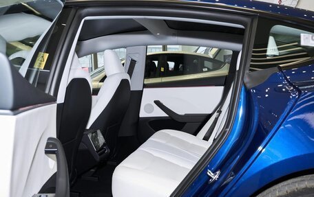 Tesla Model 3 I, 2025 год, 6 129 000 рублей, 15 фотография