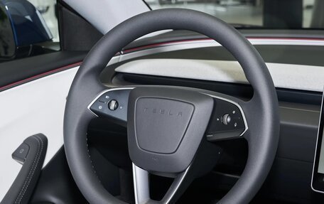 Tesla Model 3 I, 2025 год, 6 129 000 рублей, 12 фотография