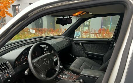 Mercedes-Benz C-Класс, 1997 год, 350 000 рублей, 6 фотография