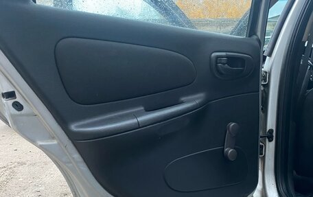 Dodge Neon II, 2003 год, 340 000 рублей, 11 фотография