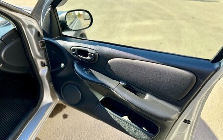 Dodge Neon II, 2003 год, 340 000 рублей, 19 фотография