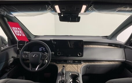 Lexus LM, 2024 год, 22 990 000 рублей, 13 фотография