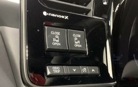 Lexus LM, 2024 год, 22 990 000 рублей, 25 фотография