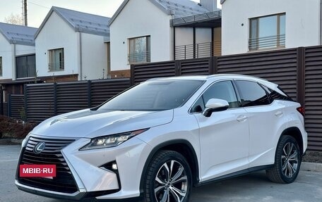 Lexus RX IV рестайлинг, 2016 год, 3 200 000 рублей, 2 фотография