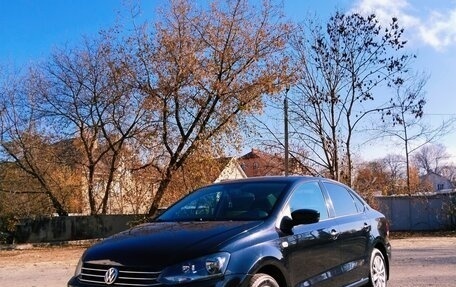 Volkswagen Polo VI (EU Market), 2017 год, 1 250 000 рублей, 1 фотография