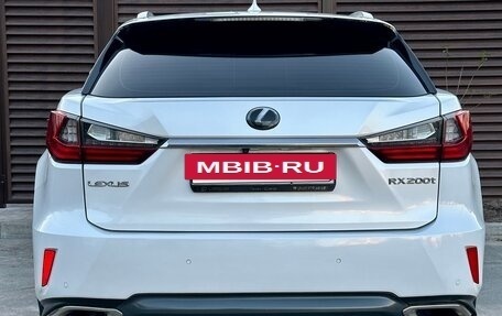 Lexus RX IV рестайлинг, 2016 год, 3 200 000 рублей, 9 фотография