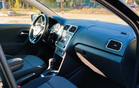 Volkswagen Polo VI (EU Market), 2017 год, 1 250 000 рублей, 5 фотография