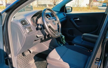 Volkswagen Polo VI (EU Market), 2017 год, 1 250 000 рублей, 4 фотография