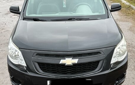 Chevrolet Cobalt II, 2013 год, 700 000 рублей, 2 фотография