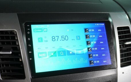 Mitsubishi Outlander III рестайлинг 3, 2008 год, 1 166 000 рублей, 15 фотография