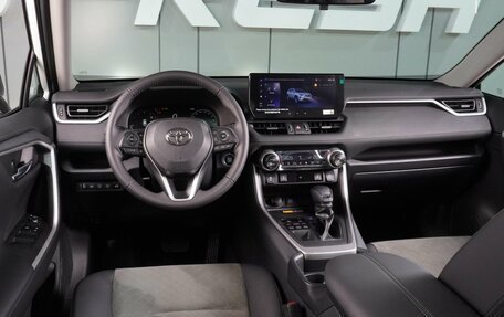 Toyota RAV4, 2025 год, 4 450 000 рублей, 6 фотография