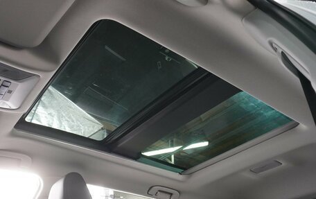 Toyota RAV4, 2025 год, 4 450 000 рублей, 12 фотография