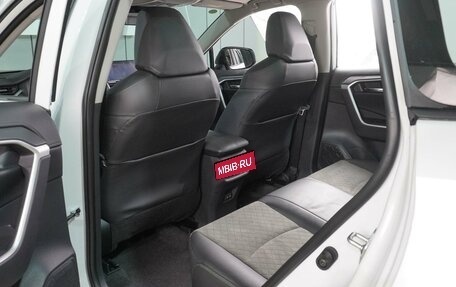 Toyota RAV4, 2025 год, 4 450 000 рублей, 11 фотография