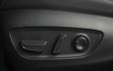 Toyota RAV4, 2025 год, 4 450 000 рублей, 21 фотография