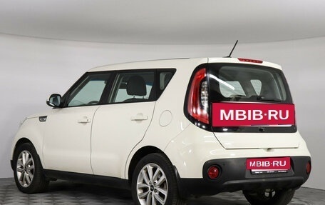 KIA Soul II рестайлинг, 2017 год, 1 099 000 рублей, 7 фотография