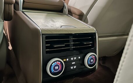 Land Rover Range Rover IV рестайлинг, 2024 год, 22 990 000 рублей, 28 фотография