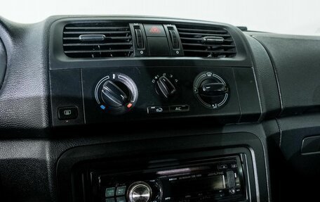 Skoda Fabia II, 2011 год, 500 000 рублей, 11 фотография