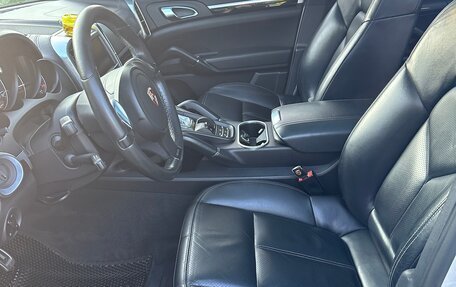 Porsche Cayenne III, 2011 год, 2 790 000 рублей, 22 фотография