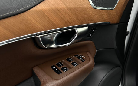 Volvo XC90 II рестайлинг, 2020 год, 4 300 000 рублей, 9 фотография